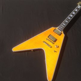 Chine Guitare électrique de bonne qualité avec des couleurs jaunes et la forme de mouche par deux pick-ups volant v guitare électrique fournisseur